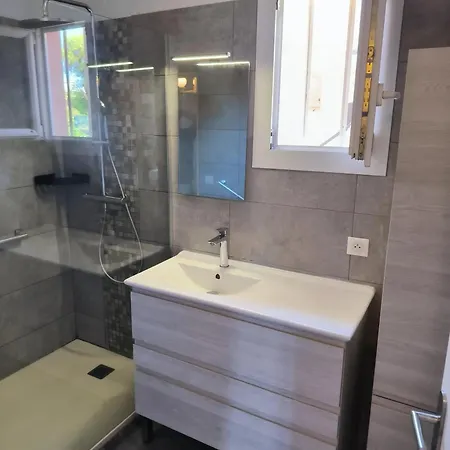 Maison Chaleureuse A Avec Vue Sur Le Jardin * أجاكسيو