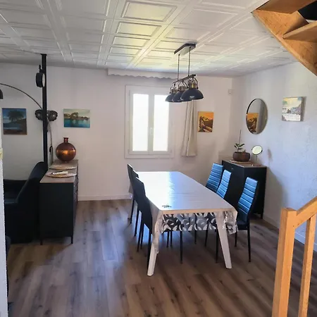 Maison Chaleureuse à Avec Vue Sur Le Jardin *