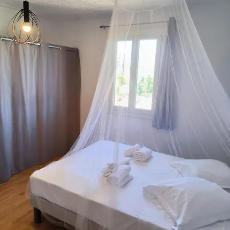 Maison Chaleureuse A Ajaccio Avec Vue Sur Le Jardin Ajaccio (Corsica)