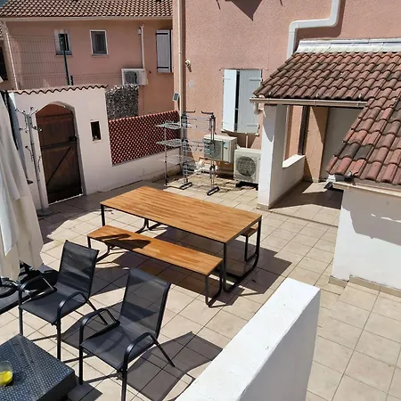 Maison Chaleureuse à Avec Vue Sur Le Jardin * Ajaccio (Corsica)