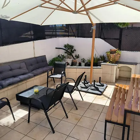 Casa de Férias Maison Chaleureuse à Avec Vue Sur Le Jardin *
