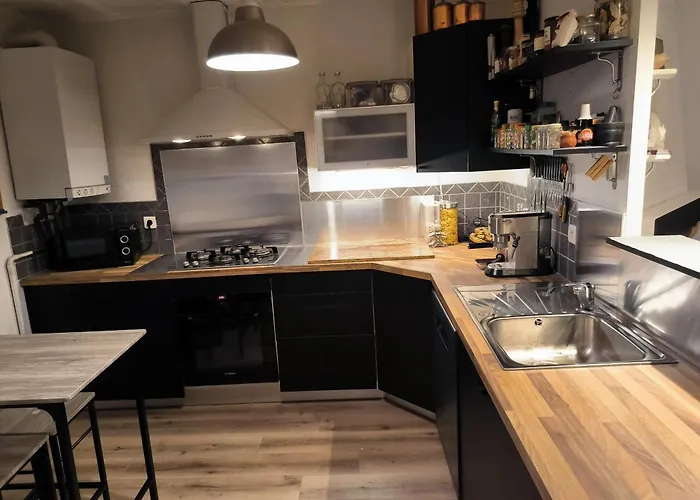 Maison Chaleureuse A Avec Vue Sur Le Jardin *