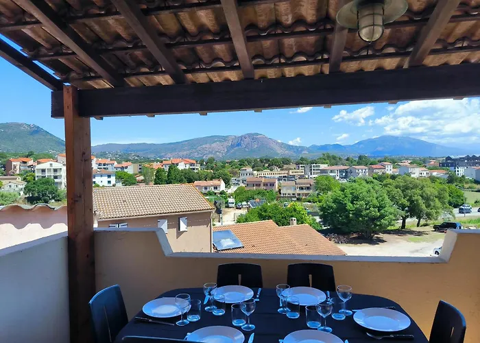 Maison Chaleureuse A Avec Vue Sur Le Jardin Vakantiehuis Ajaccio (Corsica)